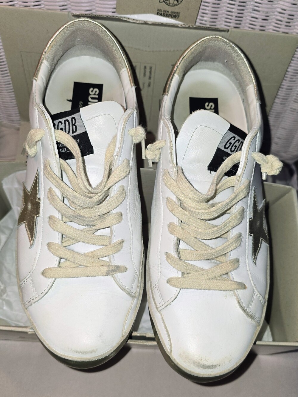 Golden Goose White/ Gold Leather Super Star Sneakers  sz 40 - Picture 2 of 11